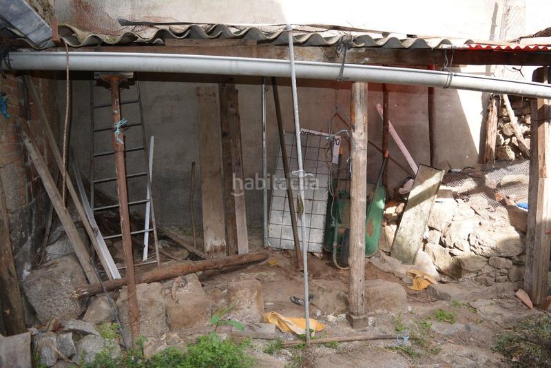 Foto 70e0bbcc-3f98-450b-ad54-fe9e48ed107b. Casa pajar con patio y pozo en Fresnedilla