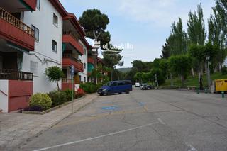 Pis en Pelayos de la Presa. Piso bajo con trastero en urbanización tranquila Pis en Pelayos de la Presa. Piso bajo con trastero en urbanización tranquila