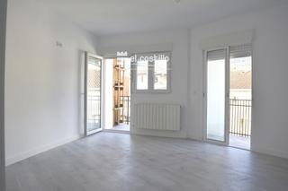 Pis  Manuel sanchez saugar. Piso céntrico 2 planta 101m2, recién reformado, con 3 terrazas y Pis  Manuel sanchez saugar. Piso céntrico 2 planta 101m2, recién reformado, con 3 terrazas y