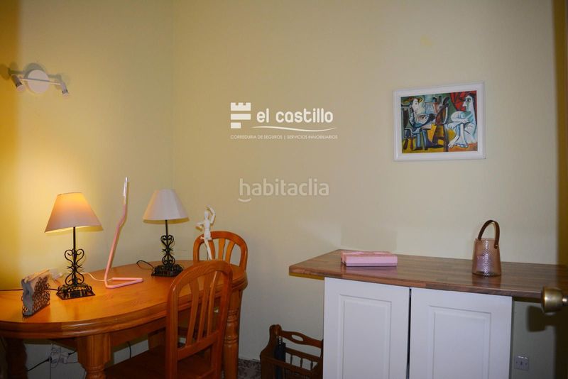 Foto 79c9763a-918e-49f9-9eff-06e77132b59b. Flat with heating in Adrada (La)