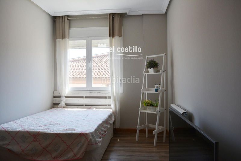 Foto 567a0529-def8-44ea-8845-d2d6e803522f. Pis amb calefacció aparcament piscina a Sotillo de la Adrada