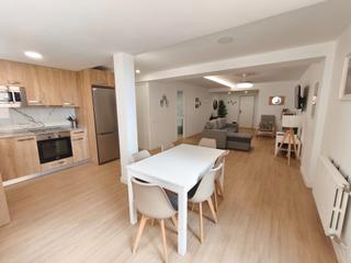 Location Appartement  Calle de santa lucía. Piso reformado con estilo en santa lucía.