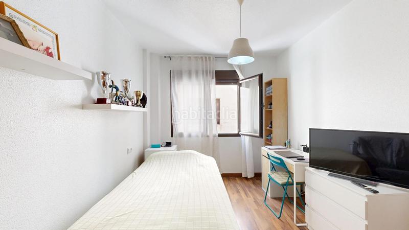 Foto 3e7b64e4-4852-4363-9f7e-1336bb72abd9. Apartament amb aparcament a Juan Carlos I Murcia