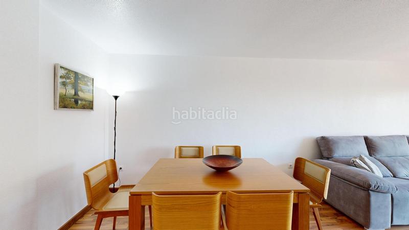 Foto 9d315bf0-d50a-4f9b-86a2-7b7cdab42c18. Apartament amb aparcament a Juan Carlos I Murcia