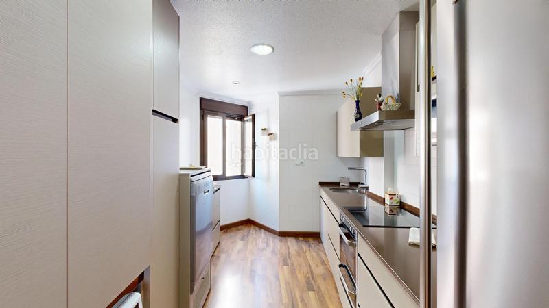 Foto ace4ae6b-429a-4674-838f-6e96300037c8. Apartament amb aparcament a Juan Carlos I Murcia