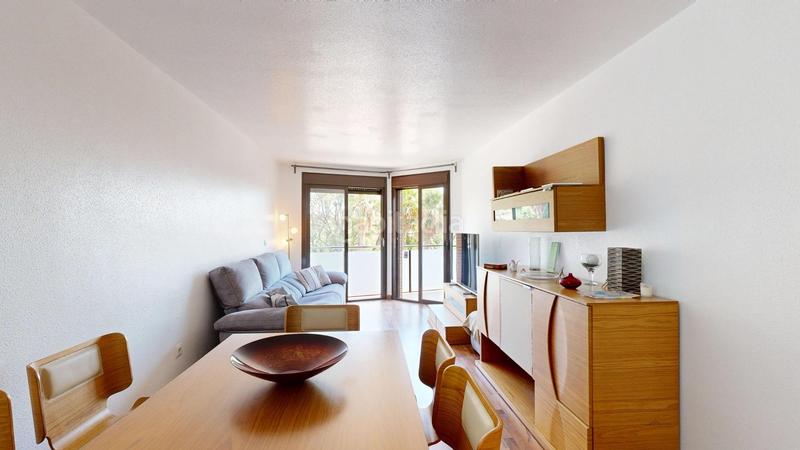 Foto ea1a4292-81a8-498e-ac9e-13de6624a1e8. Apartament amb aparcament a Juan Carlos I Murcia