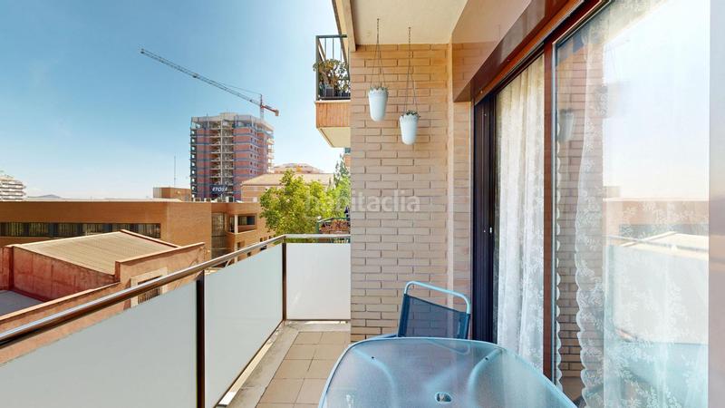 Foto fd5d3ffe-6d89-4baf-a6e3-1440d4e2761a. Apartament amb aparcament a Juan Carlos I Murcia