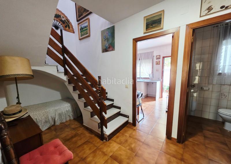 Foto 0061415d-fc84-40bd-a7f0-3b46a8f06b5e. Casa adossada amb xemeneia aparcament a Coma-ruga platja Coma-ruga