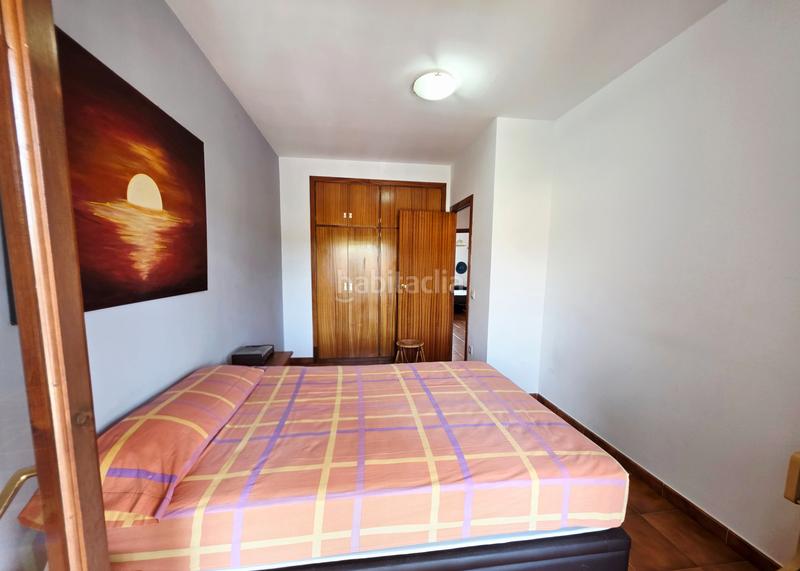 Foto 075c185a-4a1c-4dc7-b32f-0966ed5367b2. Casa adossada amb xemeneia aparcament a Coma-ruga platja Coma-ruga