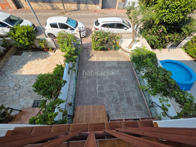 Foto 13dd40e4-4388-450f-b031-077ad2da93f2. Casa adossada amb xemeneia aparcament a Coma-ruga platja Coma-ruga