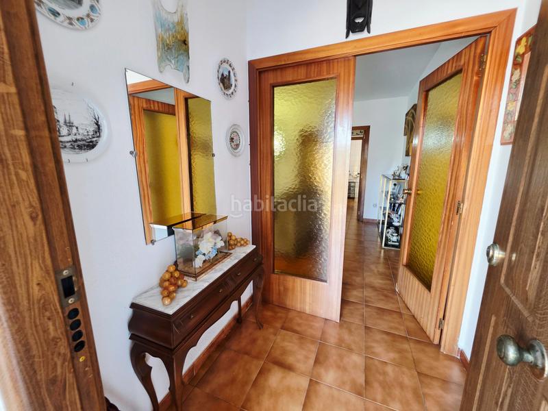 Foto 34055720-363f-4e8f-899d-0689c7ae3b3d. Casa adossada amb xemeneia aparcament a Coma-ruga platja Coma-ruga