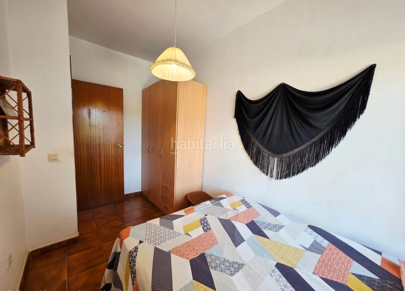 Foto 814353fe-32eb-46e0-a14c-40e23b731909. Casa adossada amb xemeneia aparcament a Coma-ruga platja Coma-ruga