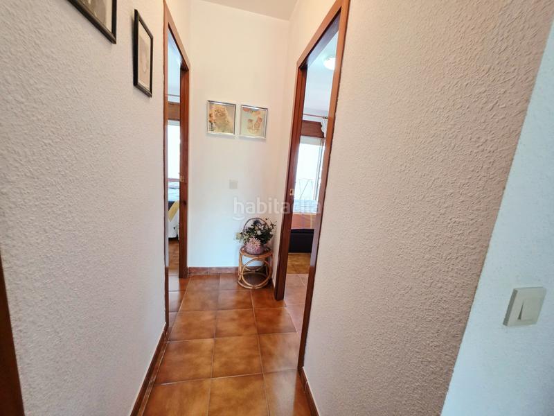 Foto d1237a1c-6a6c-4c45-9db3-a26c24378da9. Casa adossada amb xemeneia aparcament a Coma-ruga platja Coma-ruga