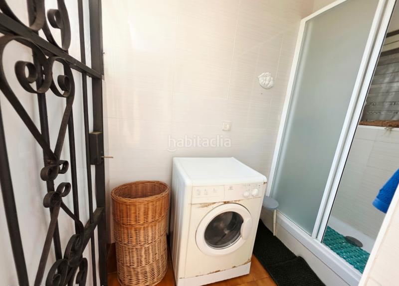 Foto d9ee07df-89a7-4c43-a987-58289af08dd0. Casa adossada amb xemeneia aparcament a Coma-ruga platja Coma-ruga