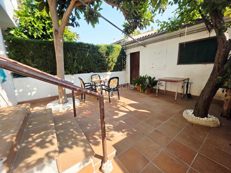 Foto e5aa9298-bb1a-4c6b-9b36-d85487c37161. Casa adossada amb xemeneia aparcament a Coma-ruga platja Coma-ruga