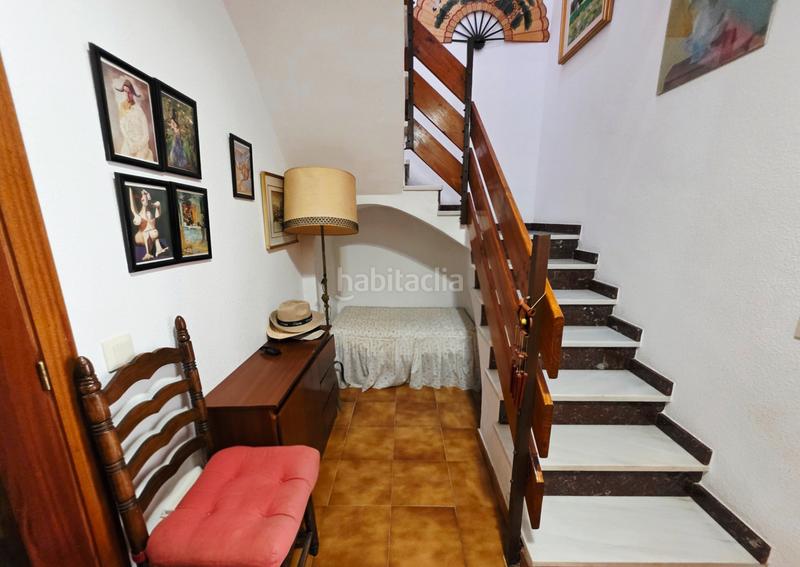 Foto e86d3afe-7399-47cf-bf98-40df99193528. Casa adossada amb xemeneia aparcament a Coma-ruga platja Coma-ruga