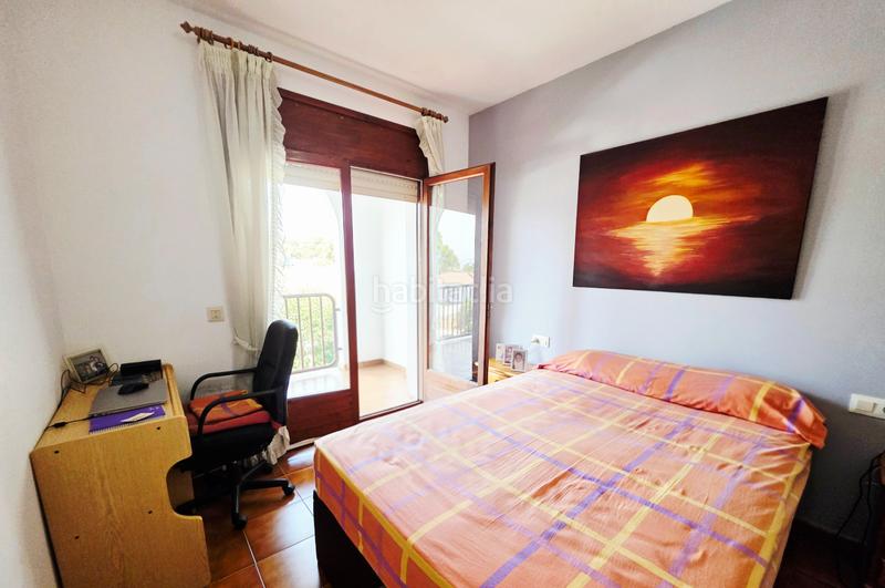 Foto f401ea76-4d5d-4f1f-8ed3-6f7cce0ffb5f. Casa adossada amb xemeneia aparcament a Coma-ruga platja Coma-ruga