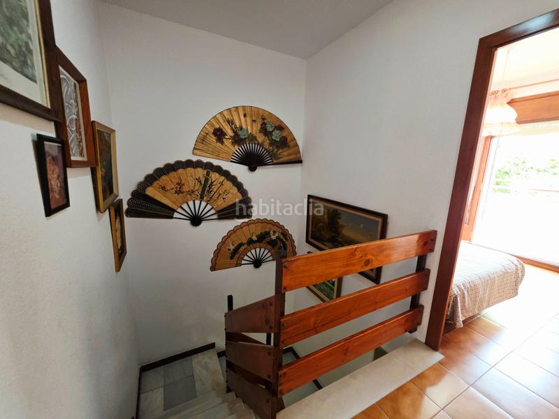 Foto fe43d2d0-f7b7-43b9-9371-a73a7083814f. Casa adossada amb xemeneia aparcament a Coma-ruga platja Coma-ruga