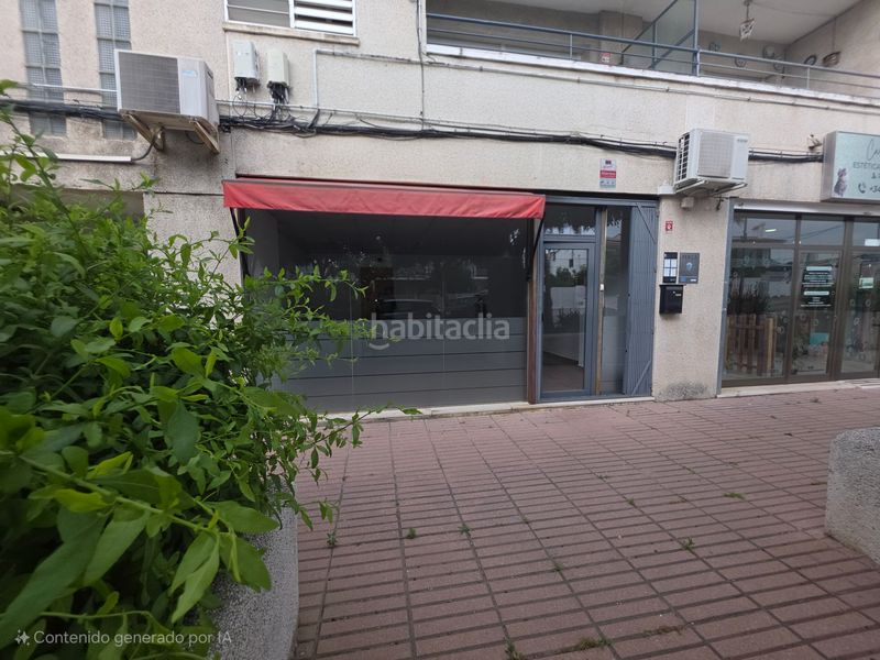 Foto 61bbfde3-f3dc-4260-ac98-dafcda787368. Lloguer local comercial a Coma-ruga platja Coma-ruga