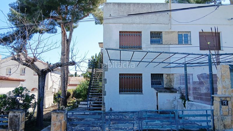 Foto 25f76a79-1e1e-4e1e-8f86-c1b8d589d169. Casa aparellada a Roda de Barà