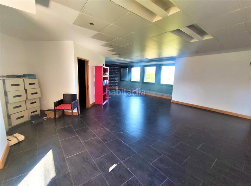 Foto 2e78523b-0954-42db-8b89-f9ca27fd653f. Büro mit heizung parking in El Tardón - El Carmen Sevilla