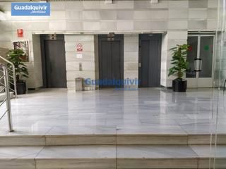 Oficina en San Pablo. Extraordinaria oficina de 215 metros frente al corte inglés de n