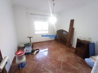 Flat in Arenal - Museo. Piso en sevilla centro con amplias posibilidades de reforma