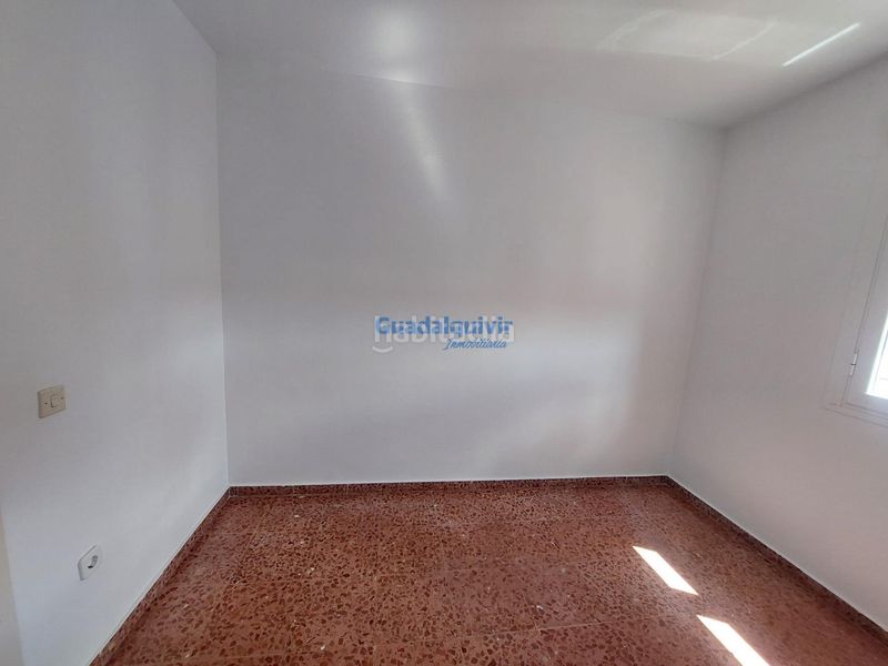 Foto fd2a04a5-ad16-42fb-9881-314452114bae. Lloguer pis amb aparcament piscina a Centro Montequinto