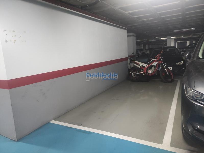 Foto 22c3ab84-650a-44a2-9281-06c89fa82d58. Aparcament cotxe a La Buhaira Sevilla