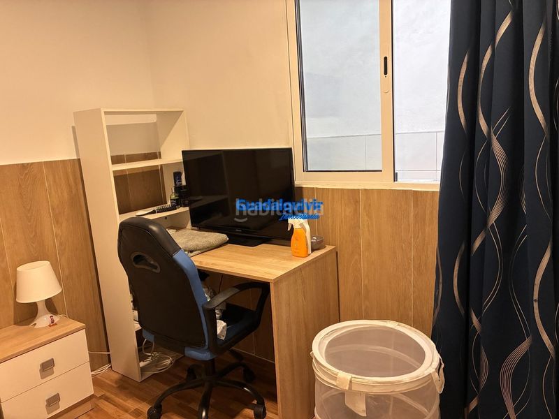Foto 44c7b7a6-4d6e-4fb4-94f8-265ef2b930b5. Rent flat in Barrio del Nervión Sevilla