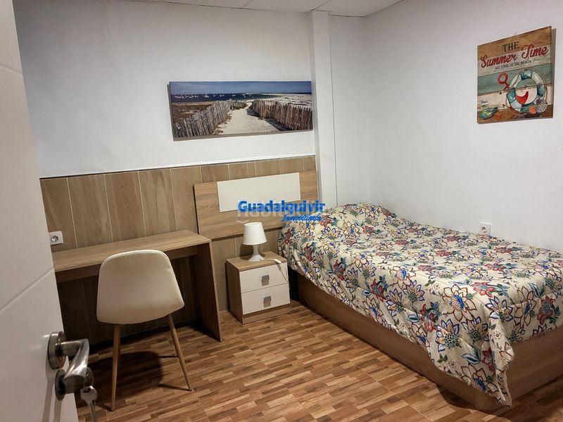 Foto aaf9f428-a5ae-42f1-8d48-1a91bd0182b7. Rent flat in Barrio del Nervión Sevilla