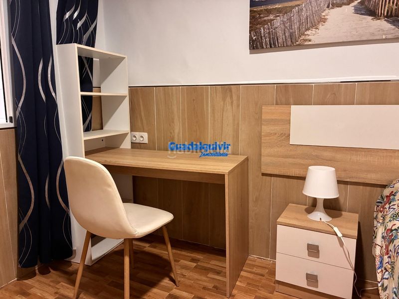Foto e5a70549-85fa-40df-8723-5635743725d4. Rent flat in Barrio del Nervión Sevilla