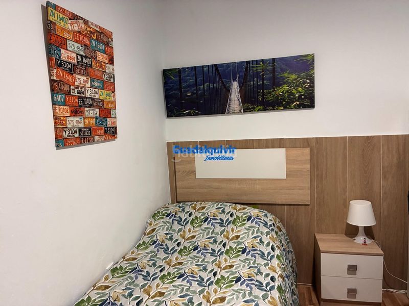 Foto ffc04f92-f3e3-425b-97d9-239e72c24a35. Rent flat in Barrio del Nervión Sevilla