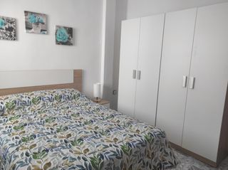 Miete Etagenwohnung in Barrio del Nervión. Zona ciudad jardin ideal para estudiantes proximo parada de metr