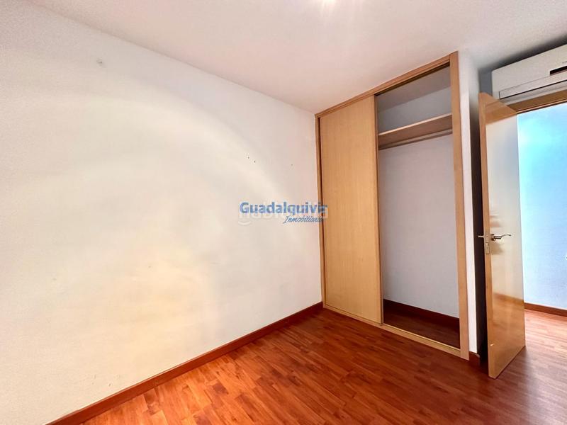 Foto 5006e2aa-787b-4119-b894-db904841b75f. Miete etagenwohnung in La Calzada - La Florida Sevilla