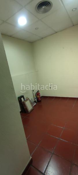 Foto 1b8b3b13-9cc4-4569-995b-2a064c78acb1. Alquiler local comercial local diafano de 103 m en buena zona comercial de triana en Sevilla