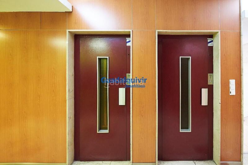 Foto 7db3cf21-9e04-43df-a4ef-514b4f4dcaf6. Etagenwohnung in San Carlos - San José Sevilla