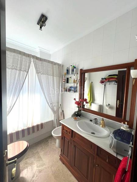 Foto 17810b61-d077-44c8-94a7-54308cc1ec74. Xalet amb calefacció aparcament piscina a Olivar de Quintos Montequinto