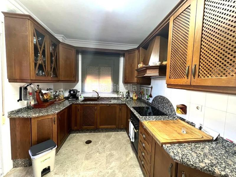 Foto 6cf7f47b-7c67-47a4-b13f-907b820a2df6. Xalet amb calefacció aparcament piscina a Olivar de Quintos Montequinto