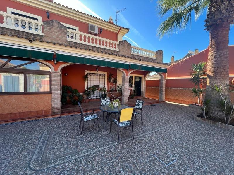 Foto fb8d1b74-4245-4326-af2d-1afaf3ed6684. Xalet amb calefacció aparcament piscina a Olivar de Quintos Montequinto