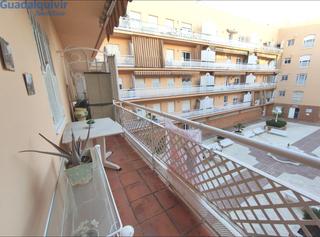 Alquiler Piso en Triana Este. Amplio piso de reciente construcción en el centro de triana