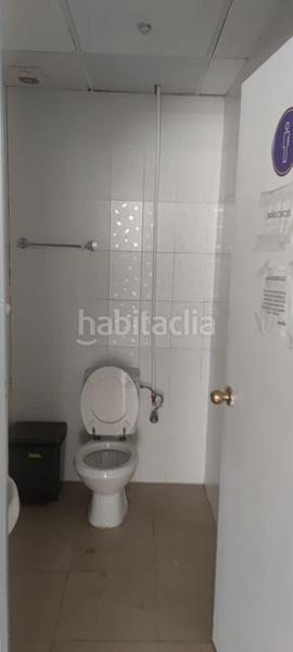 Foto e592d1d1-f104-4d2f-95e5-cc80b498037a. Location local commercial dans Parque Alcosa Sevilla