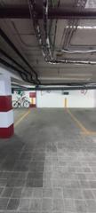 Alquiler Parking coche en Barrio del Nervión. Amplia plaza de garaje avenida luis montoto