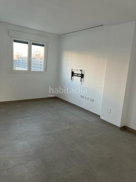 Foto 5168c8ba-c888-4a9f-b574-8494bb3b3f07. Alquiler casa adosada  de alquiler a estrenar en Dos Hermanas
