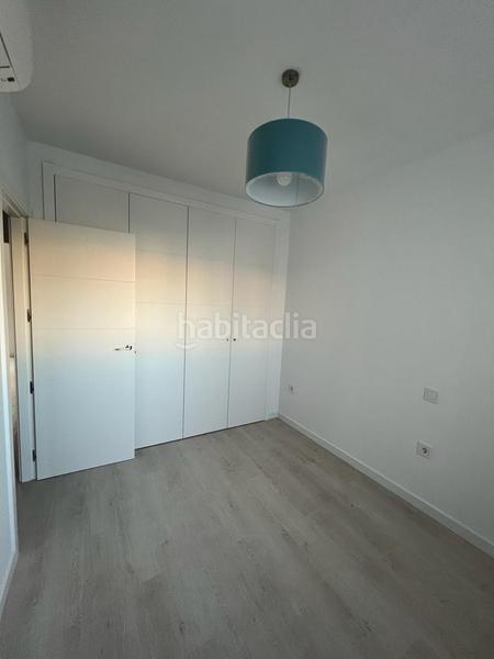 Foto 0803051c-44c5-492c-8fb7-686a4ec7c7d8. Rent semi detached house with heating parking pool in Dos Hermanas