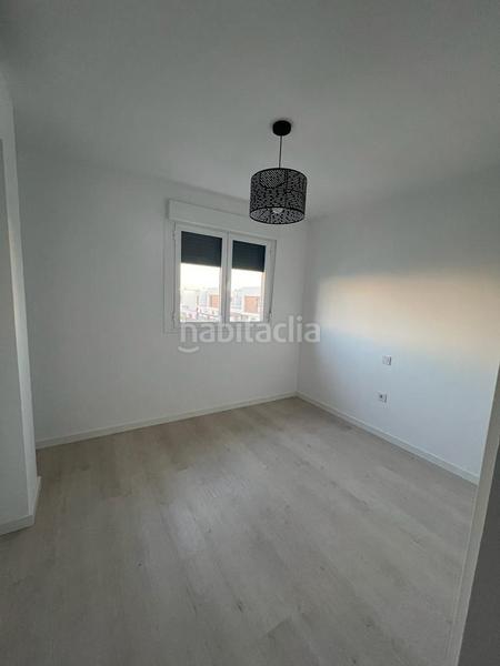 Foto 65220211-89bd-47d7-a645-21ebf3777ed2. Rent semi detached house with heating parking pool in Dos Hermanas