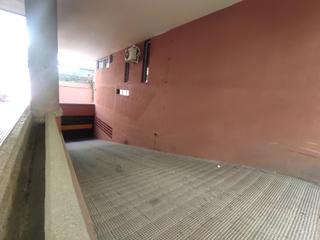 Lloguer Aparcament cotxe a Arenal - Museo. Plaza de garaje para coche mediano facil acceso, detras del cort