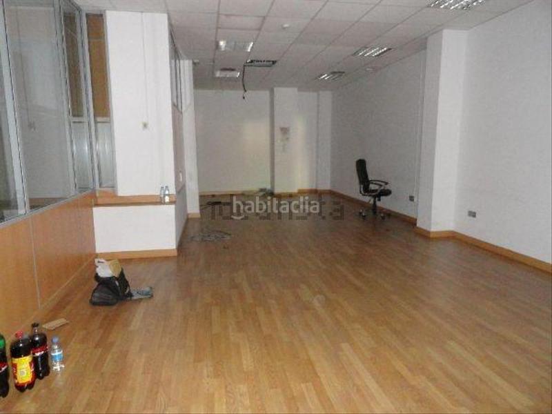 Foto aea1afc0-8b7f-4d4b-ba63-ba5e9654563a. Location local commercial dans Parque María Luisa -Giralda Sur Sevilla