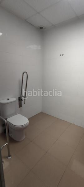 Foto f51cdea3-891a-4907-b8c2-24633fbd41f1. Rent business premise in Parque María Luisa -Giralda Sur Sevilla