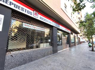 Local Comercial a Carretera de Carmona